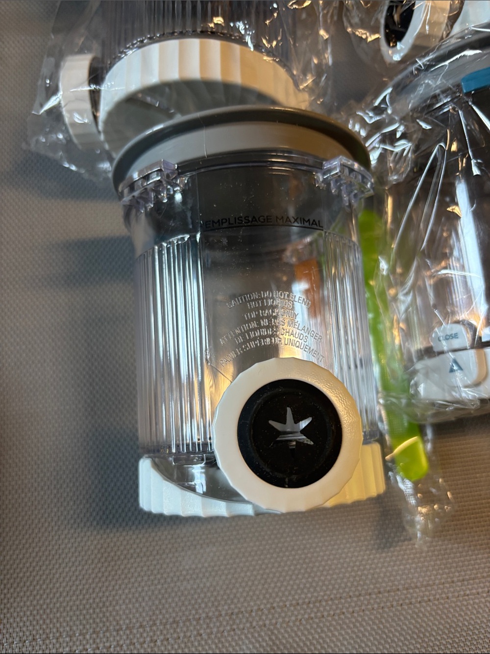 Set of 4 Clear ninja creami containers - Picture 3 of 4